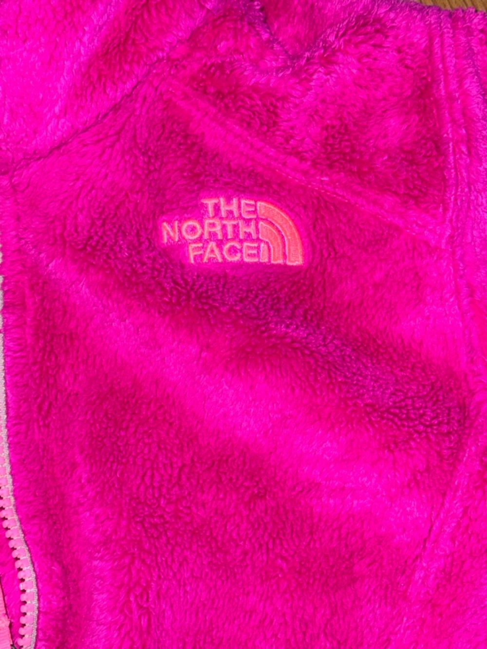 The North Face Kids'  Osito Fuzzy Full‑Zip Jacket - Magenta Pink Barbie - Picture 3 of 11